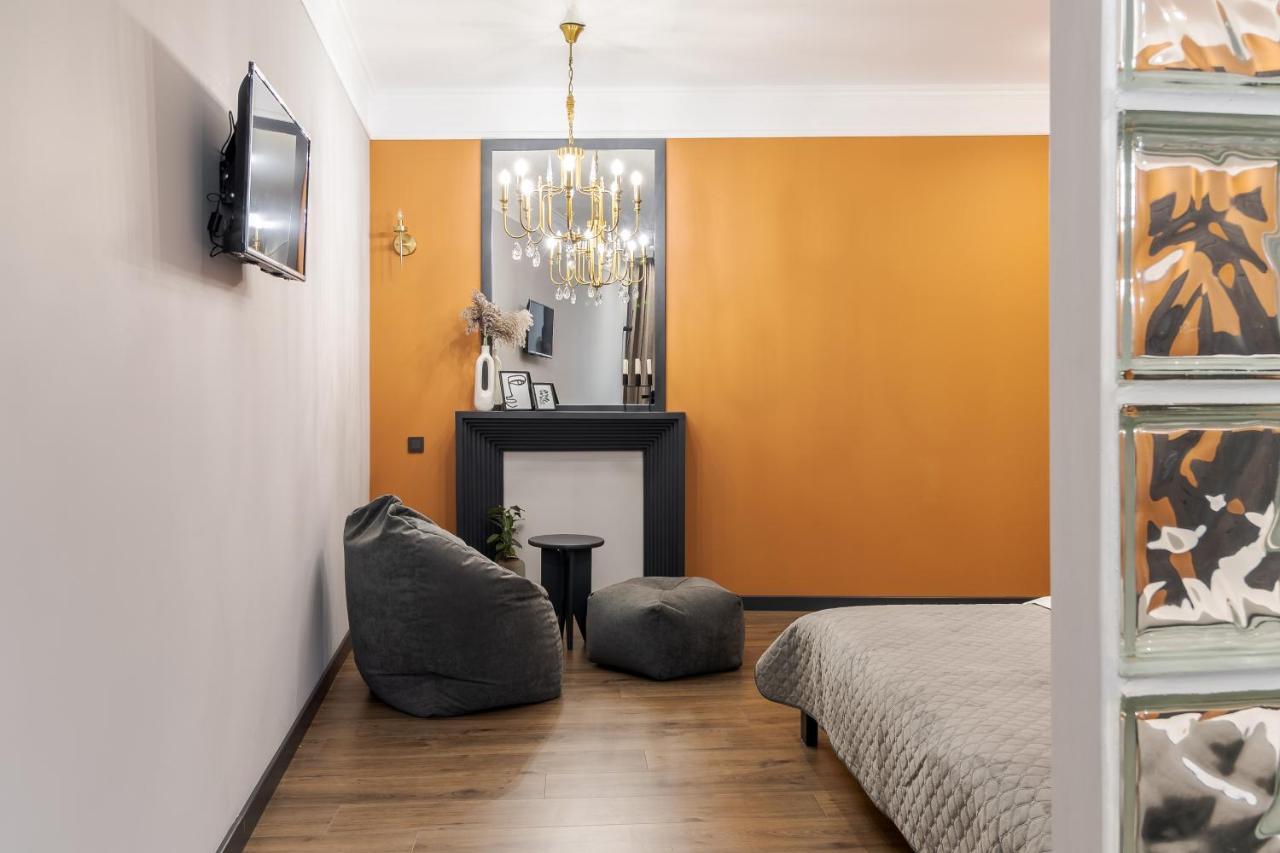 Modern Apartment Lviv Exterior photo