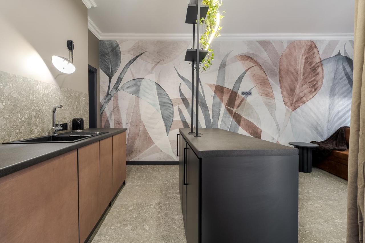 Modern Apartment Lviv Exterior photo